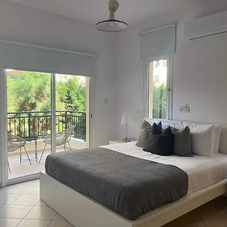 Phaedrus Living Allure * Paphos